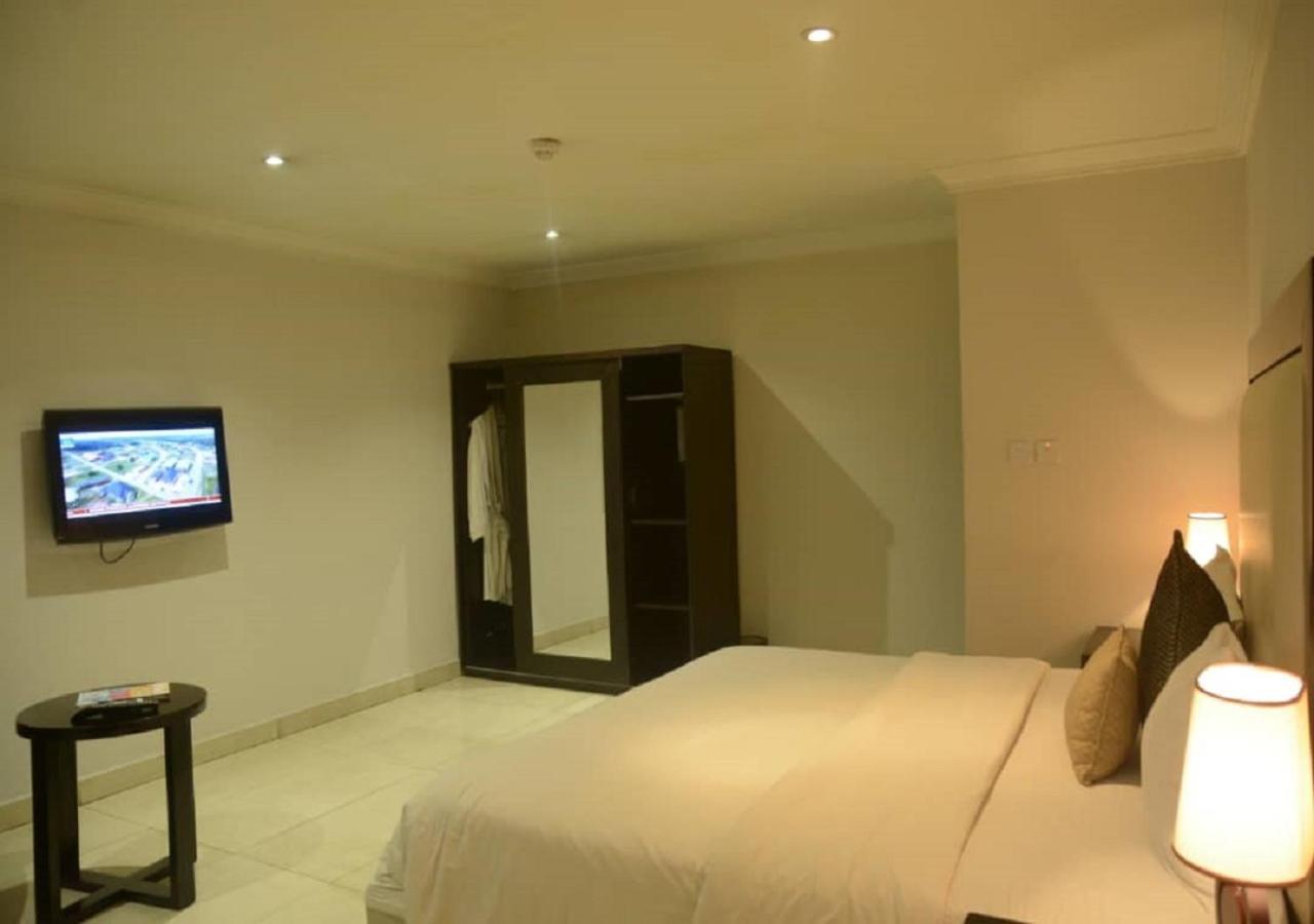 S & S Hotel & Suites 拉各斯 外观 照片