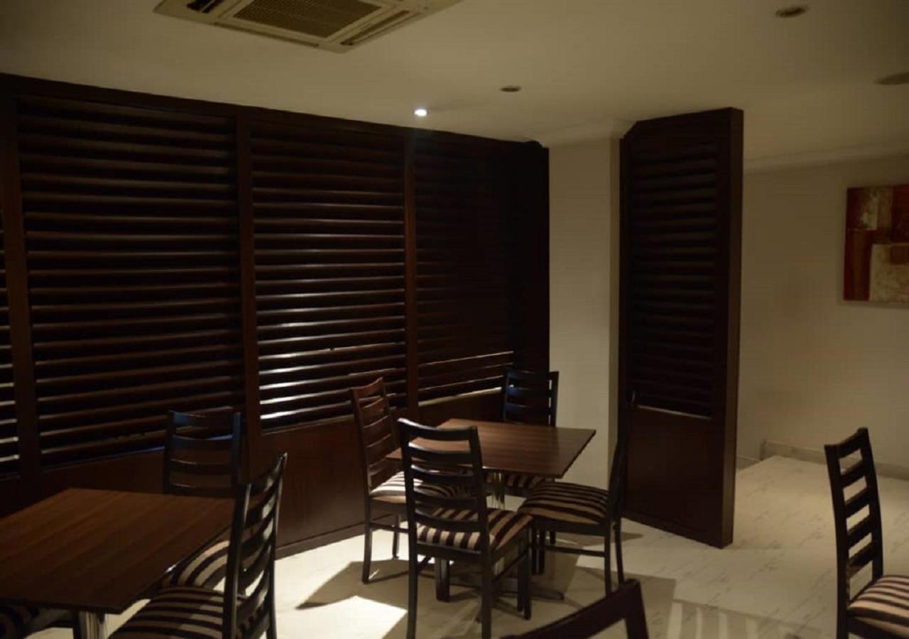 S & S Hotel & Suites 拉各斯 外观 照片